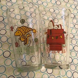 Snoopy Christmas pint glasses (2)